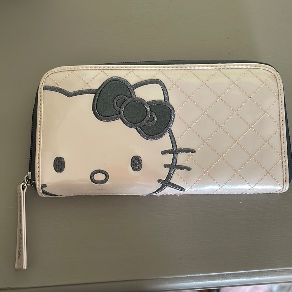 Hello Kitty large wallet